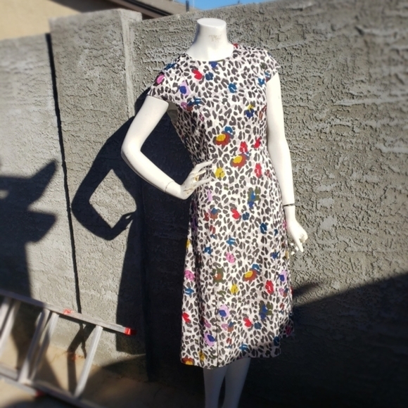 TED‎ BAKERStelaar Wilderness-print Short-sleeve Midi Dress In Cream - Picture 2 of 8